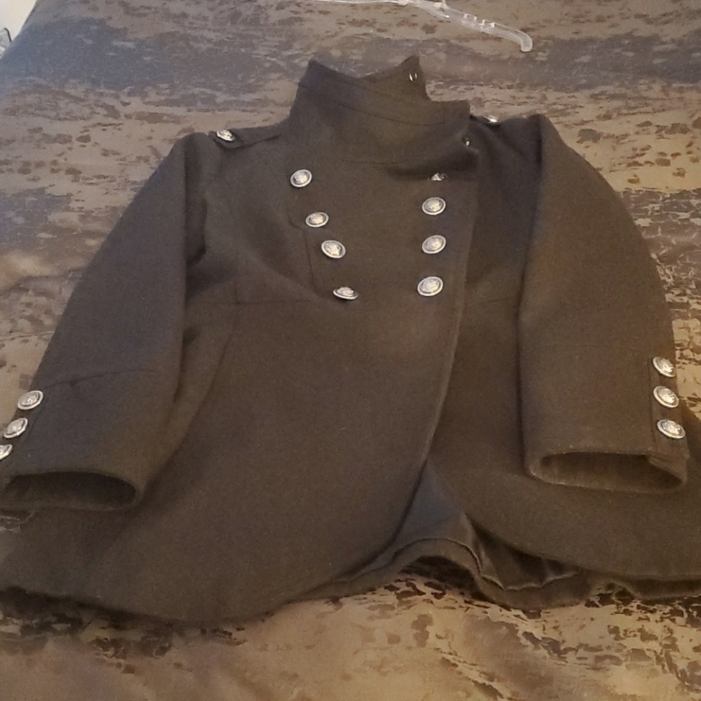 Warm high collar soldier army coat 💜😍